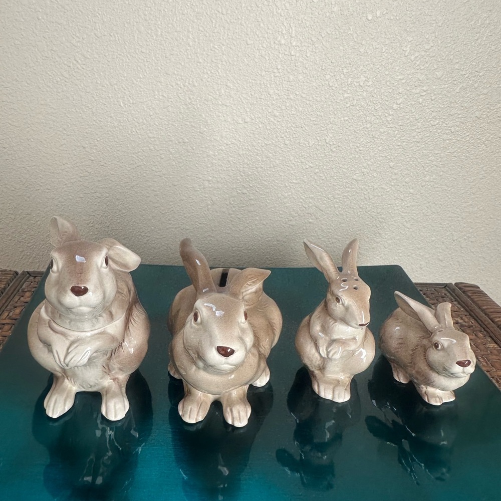 Otagiri Vintage 1982 Ceramic Rabbits